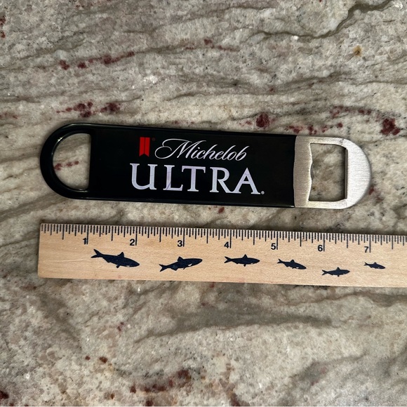 Heavy Duty Stainless Steel Long Neck Bottle Opener Michelob Light Man Cave Bar. - Picture 7 of 7